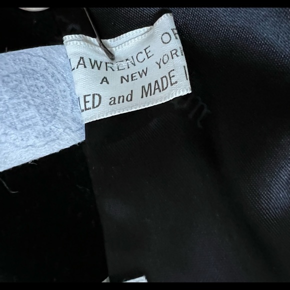 Vintage Lawrence of London Black Velvet Princess Cut Coat - Picture 6 of 8